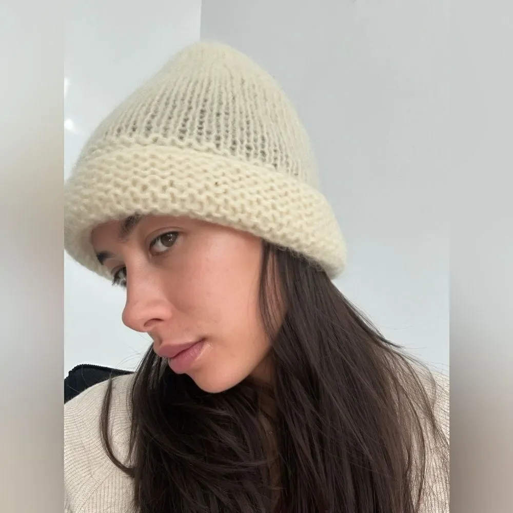 Vintage Cream 100% Wool Beanie Hat